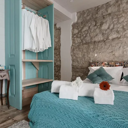 My Bairro Alto Apartment *